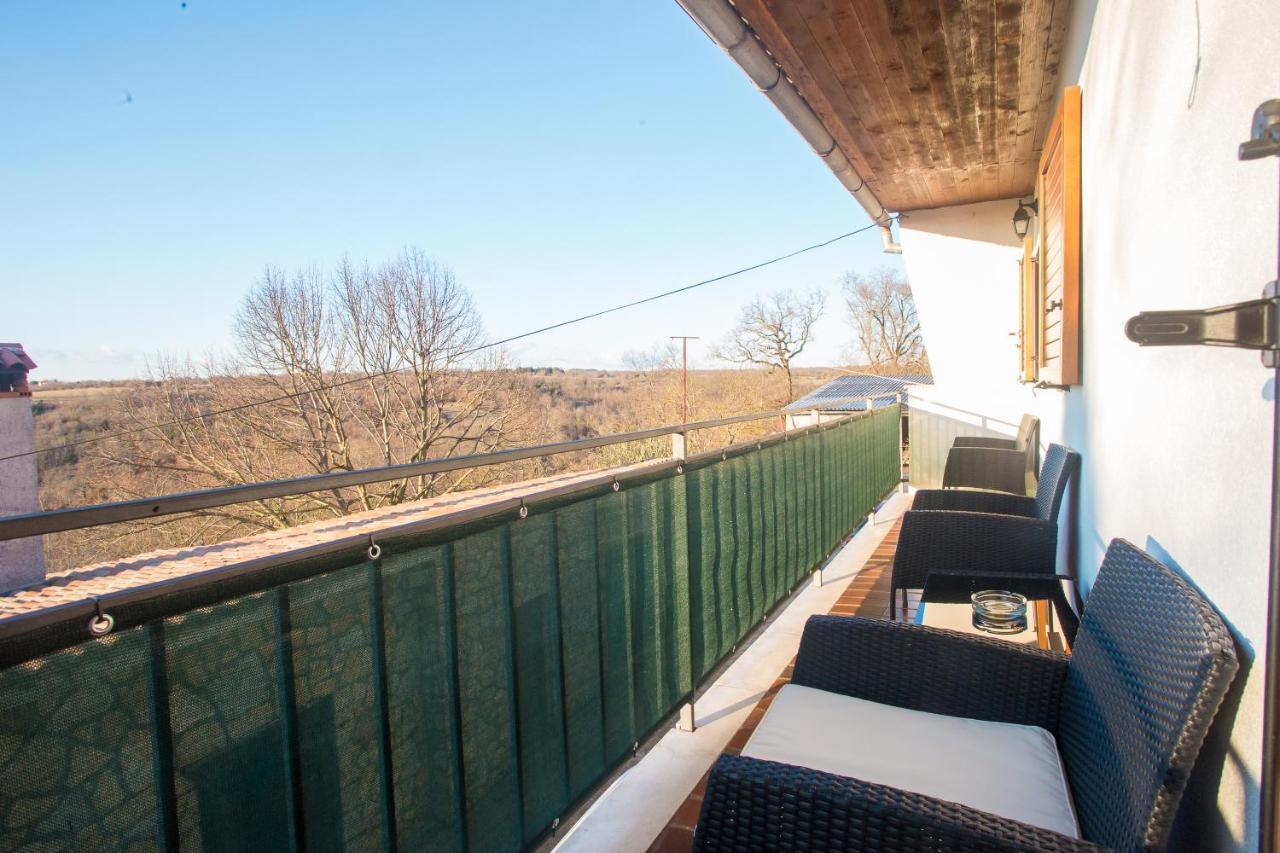 Apartman M&M Žminj Bagian luar foto